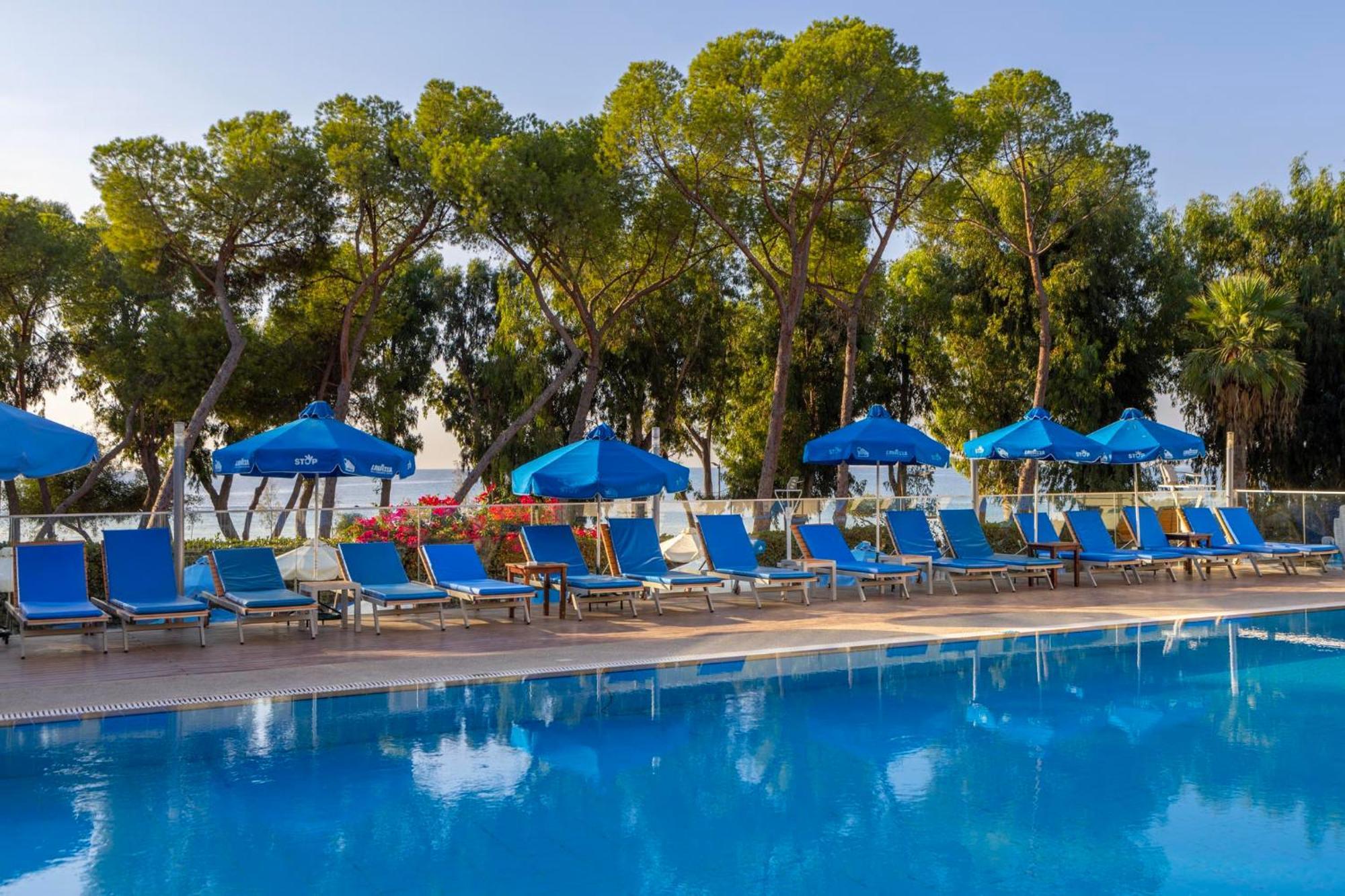 Park Beach Hotel Limassol Luaran gambar