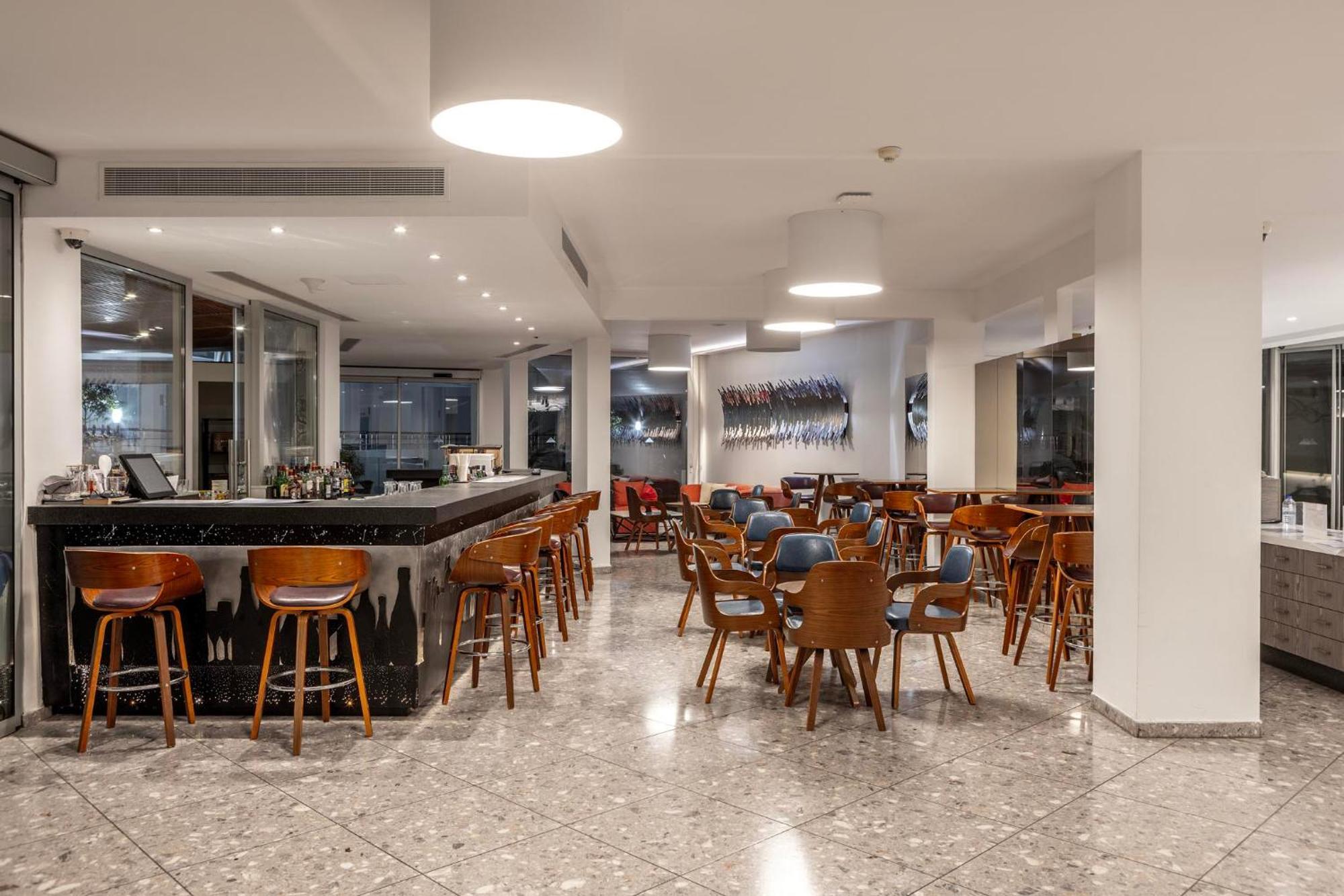 Park Beach Hotel Limassol Luaran gambar