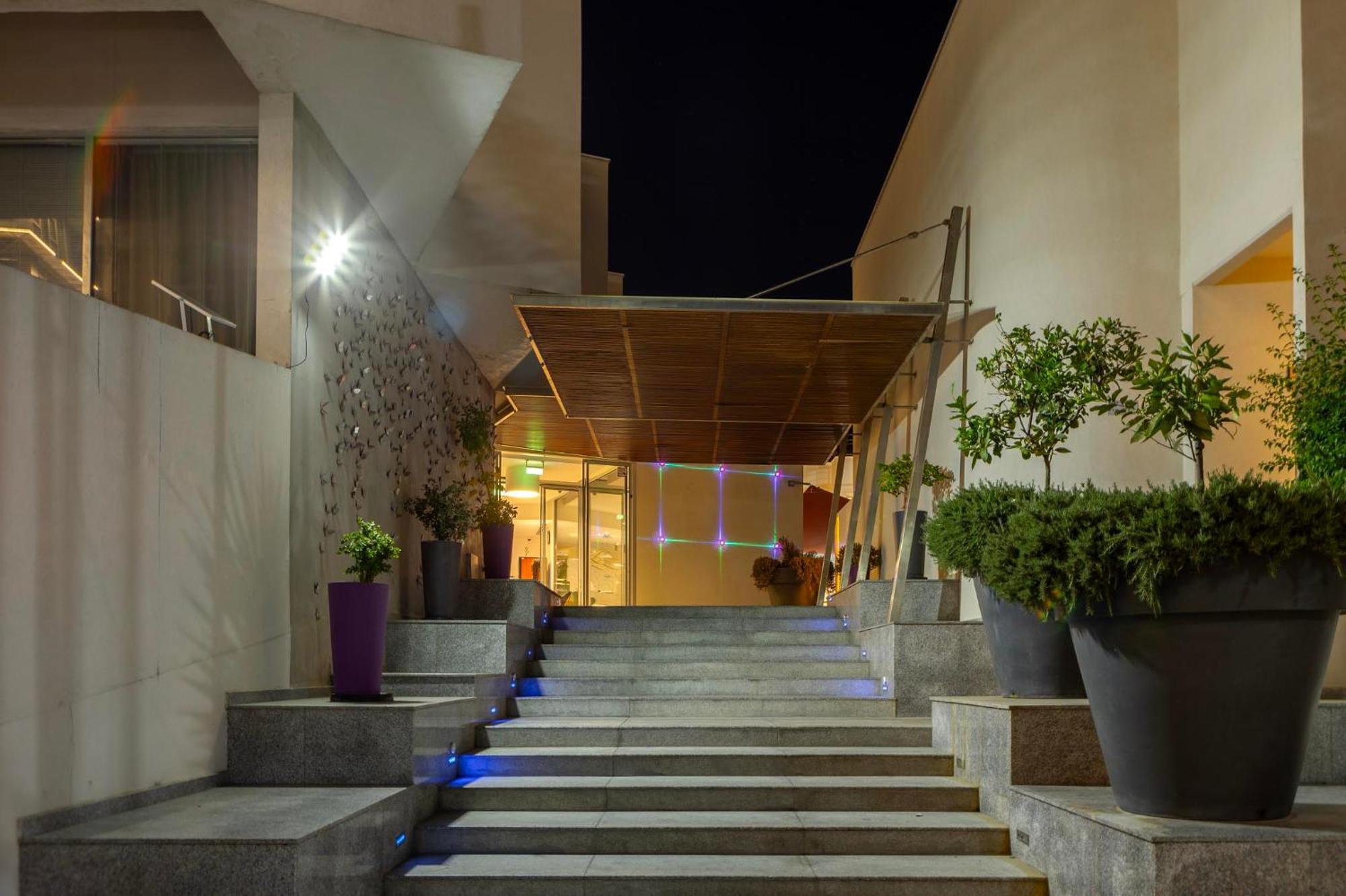 Park Beach Hotel Limassol Luaran gambar