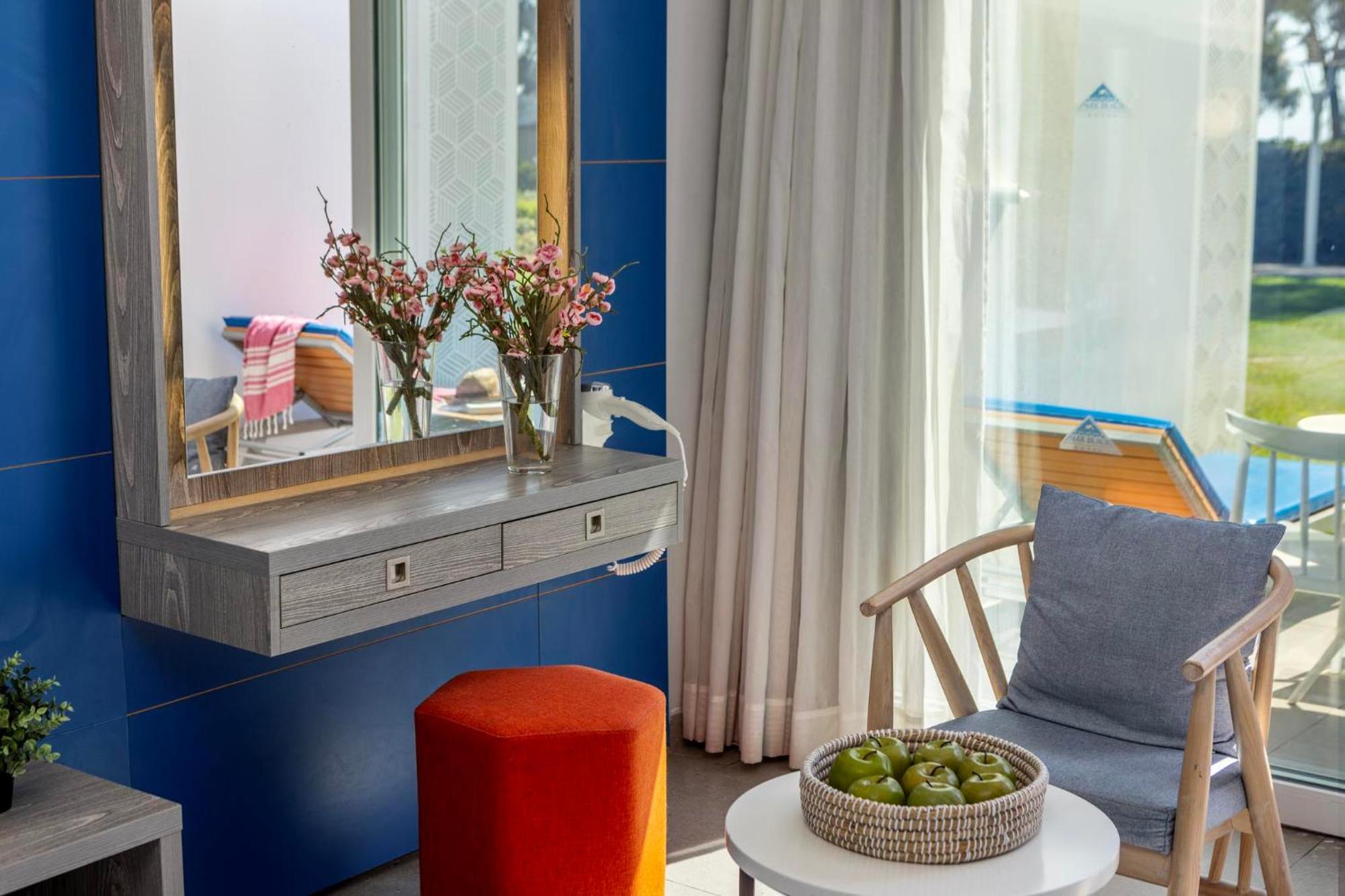 Park Beach Hotel Limassol Bilik gambar